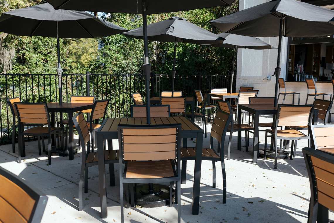 fully padded aluminum restaurant arm chair